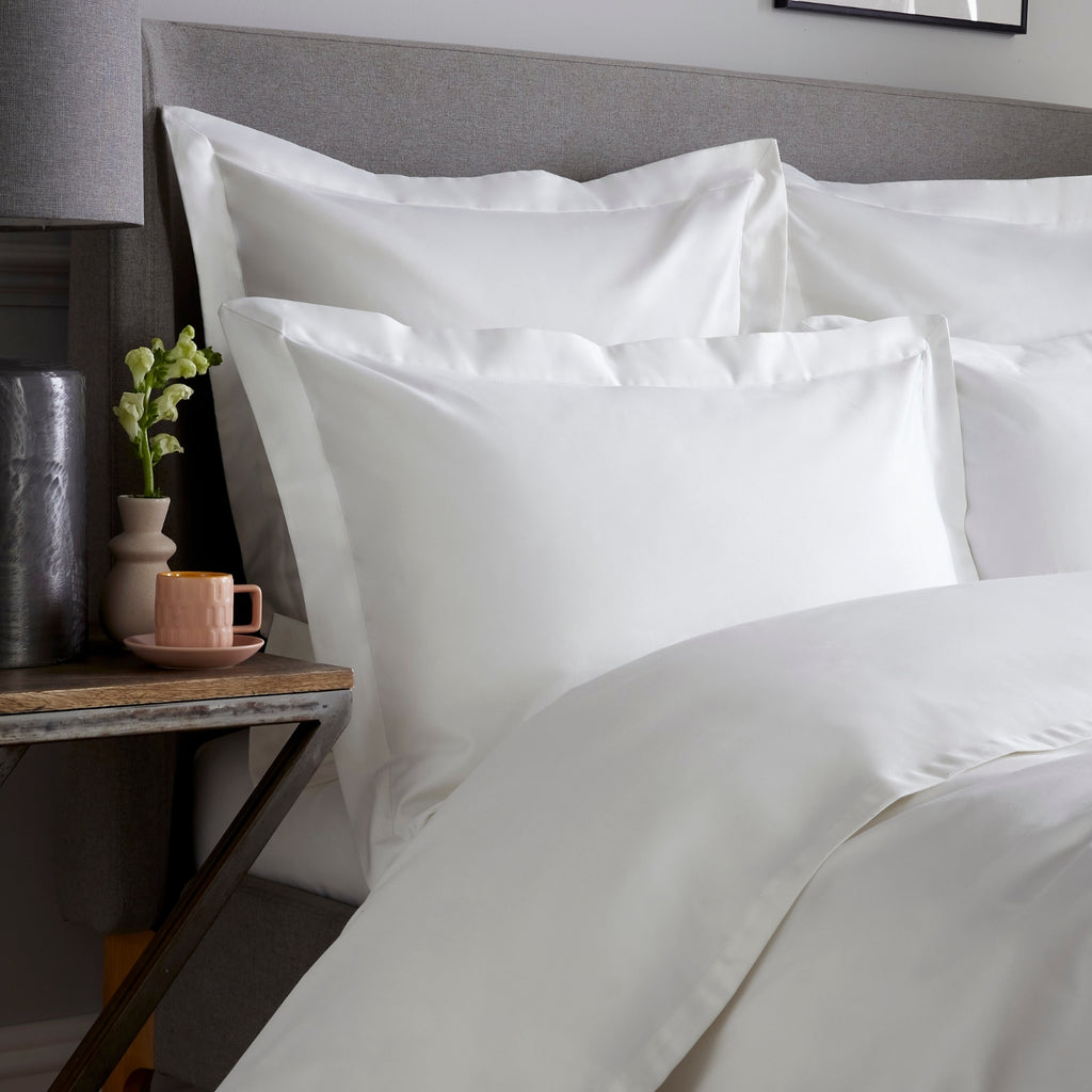 White 800 Thread Count Oxford Pillowcase Pair with White Wide Border