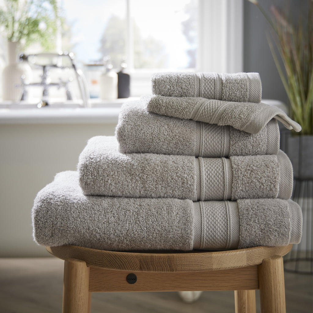 Silver Supremely Soft Quick Drying Zero Twist Towel